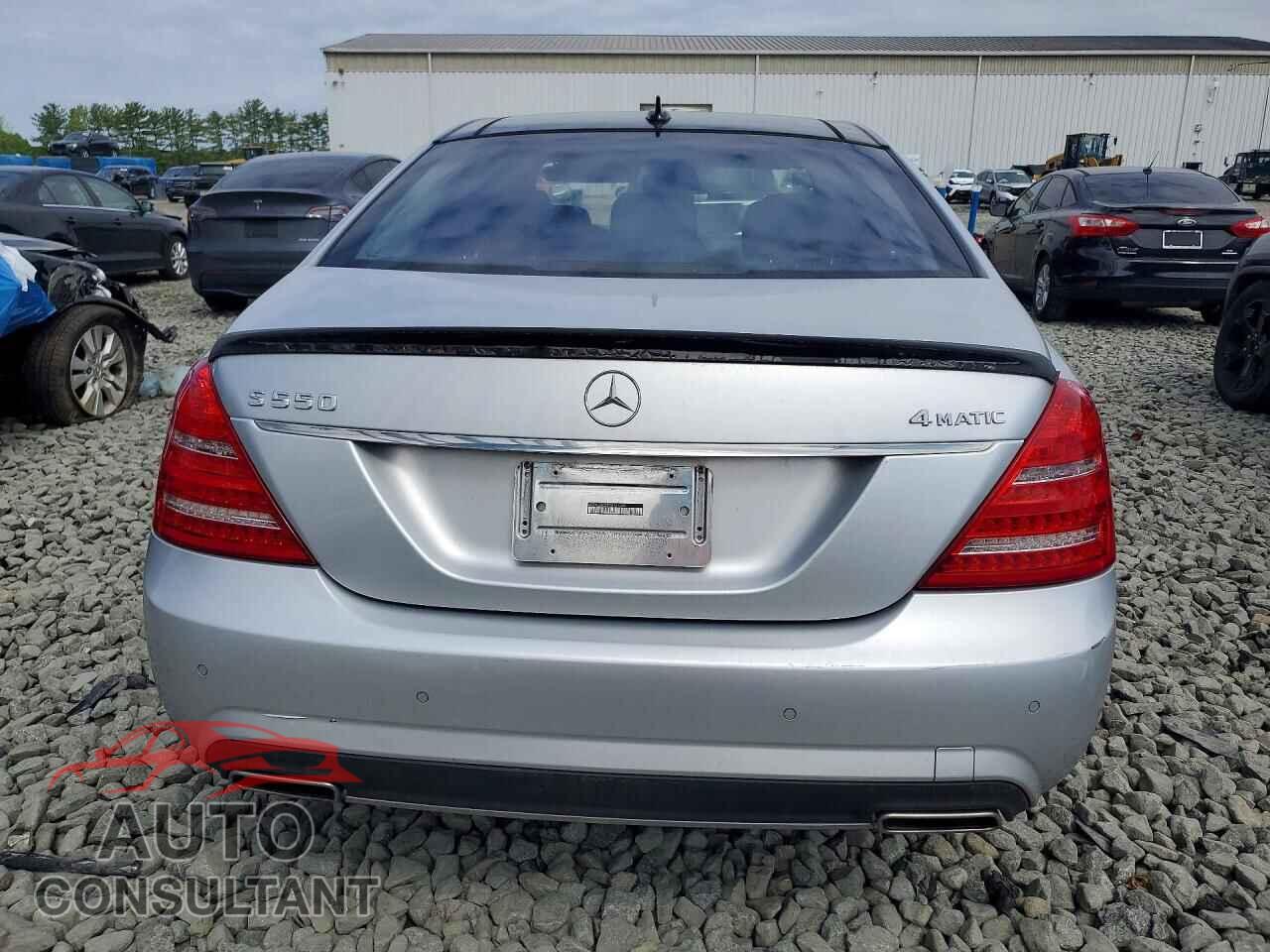 MERCEDES-BENZ S-CLASS 2011 - WDDNG8GB0BA361349