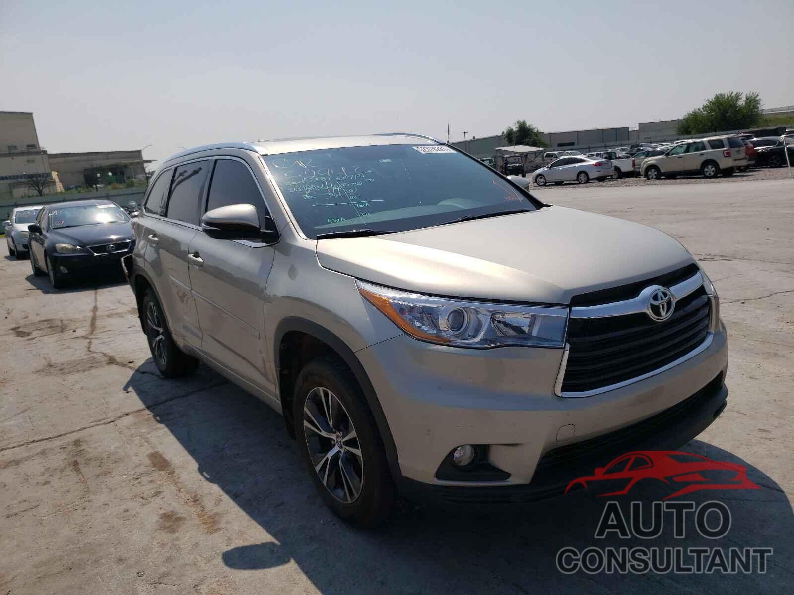 TOYOTA HIGHLANDER 2016 - 5TDJKRFH0GS288996