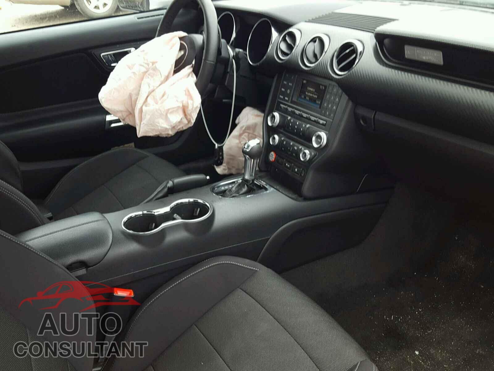 FORD MUSTANG 2017 - 1FA6P8AM5H5305357