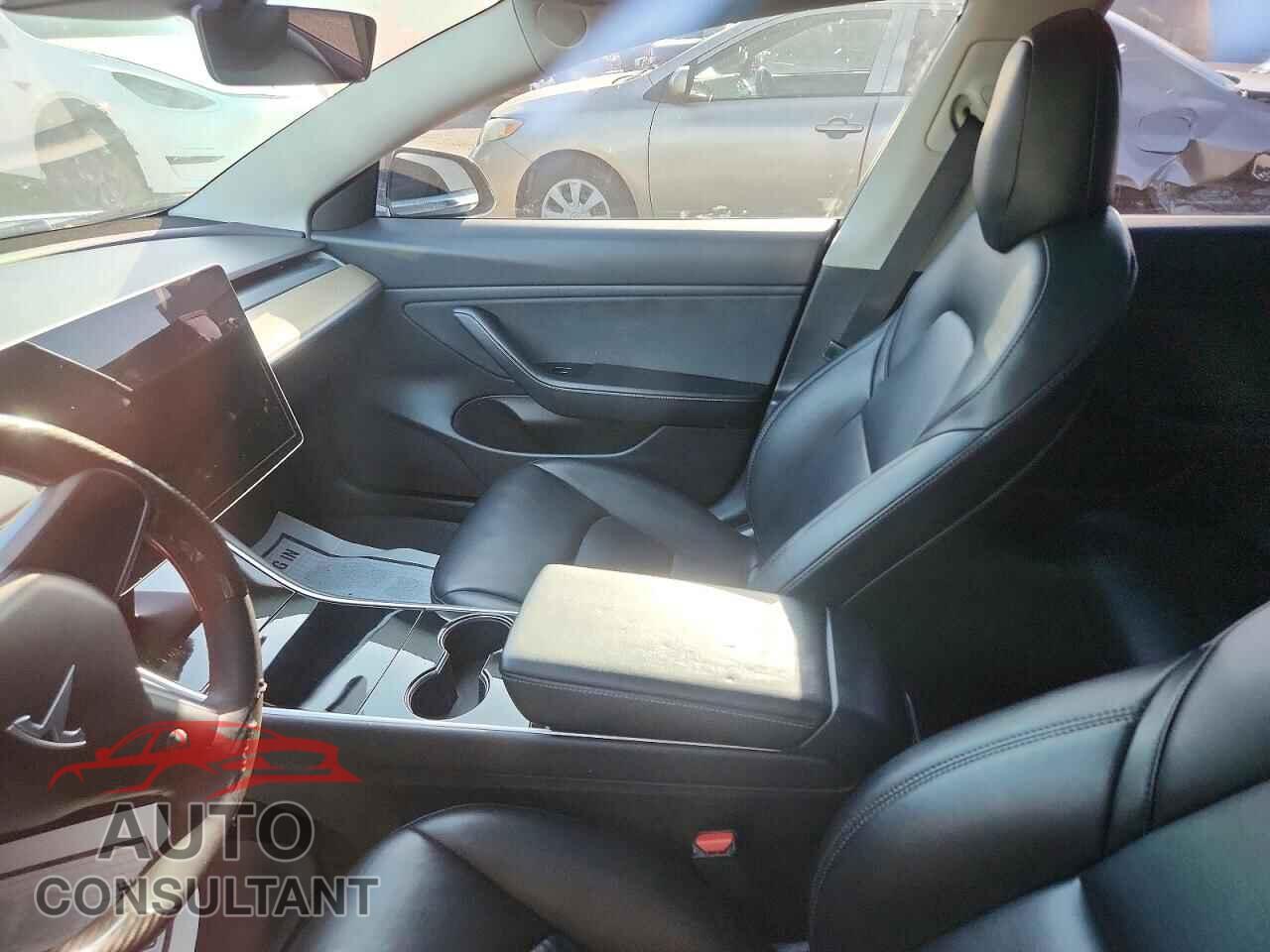 TESLA MODEL 3 2019 - 5YJ3E1EA5KF426891