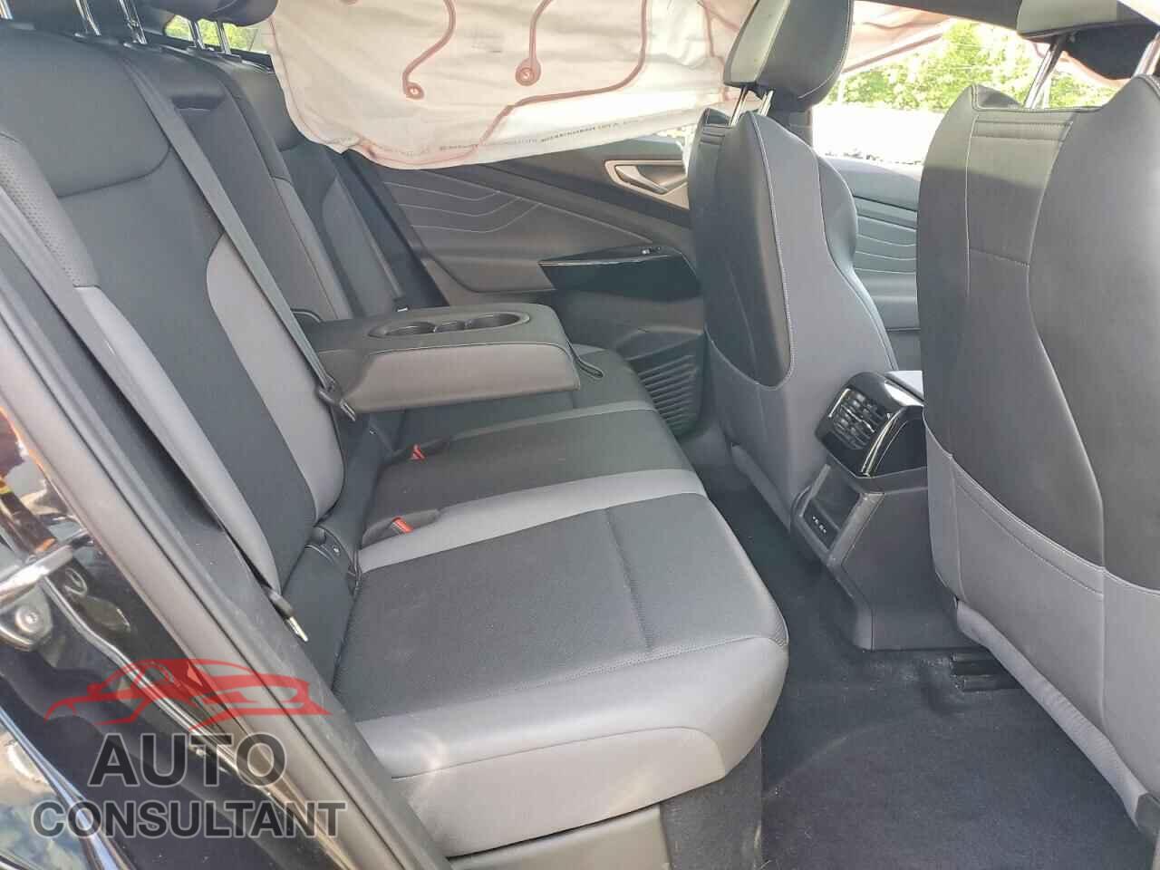VOLKSWAGEN ALL OTHER 2023 - 1V2VMPE82PC027645