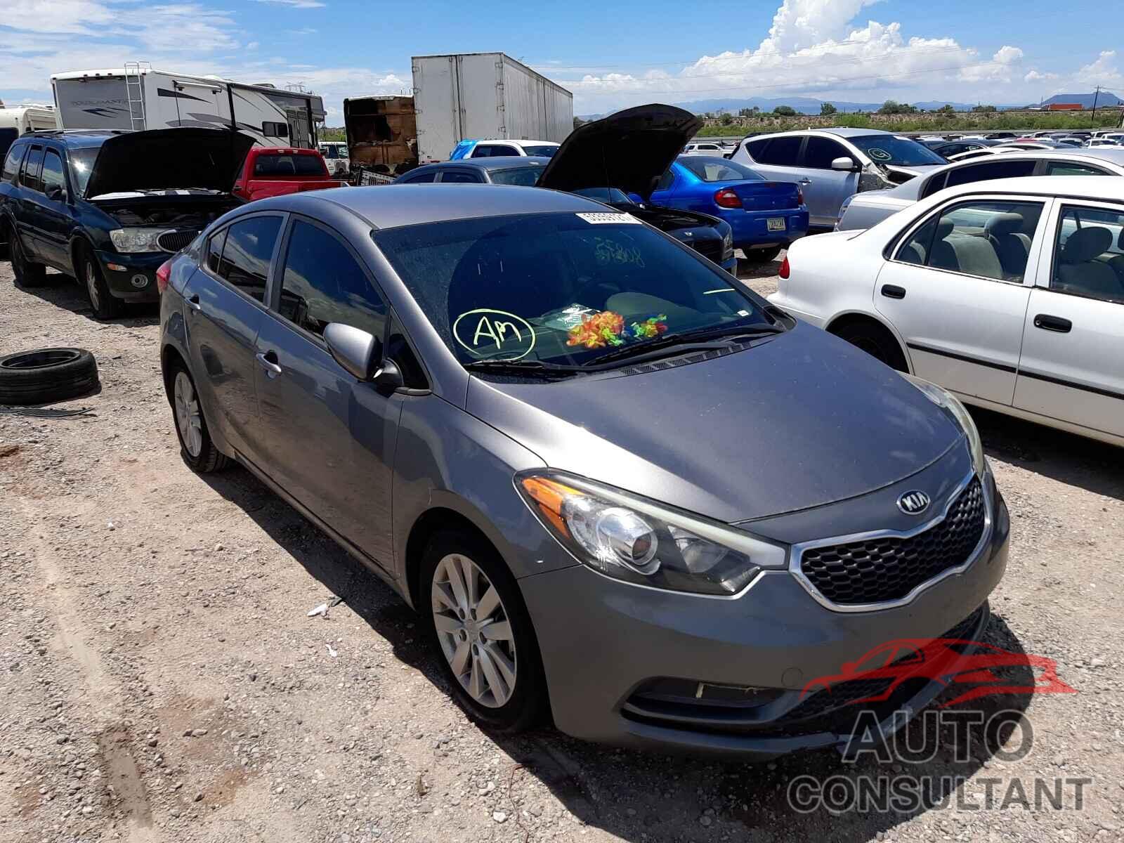 KIA FORTE 2016 - KNAFX4A62G5508836