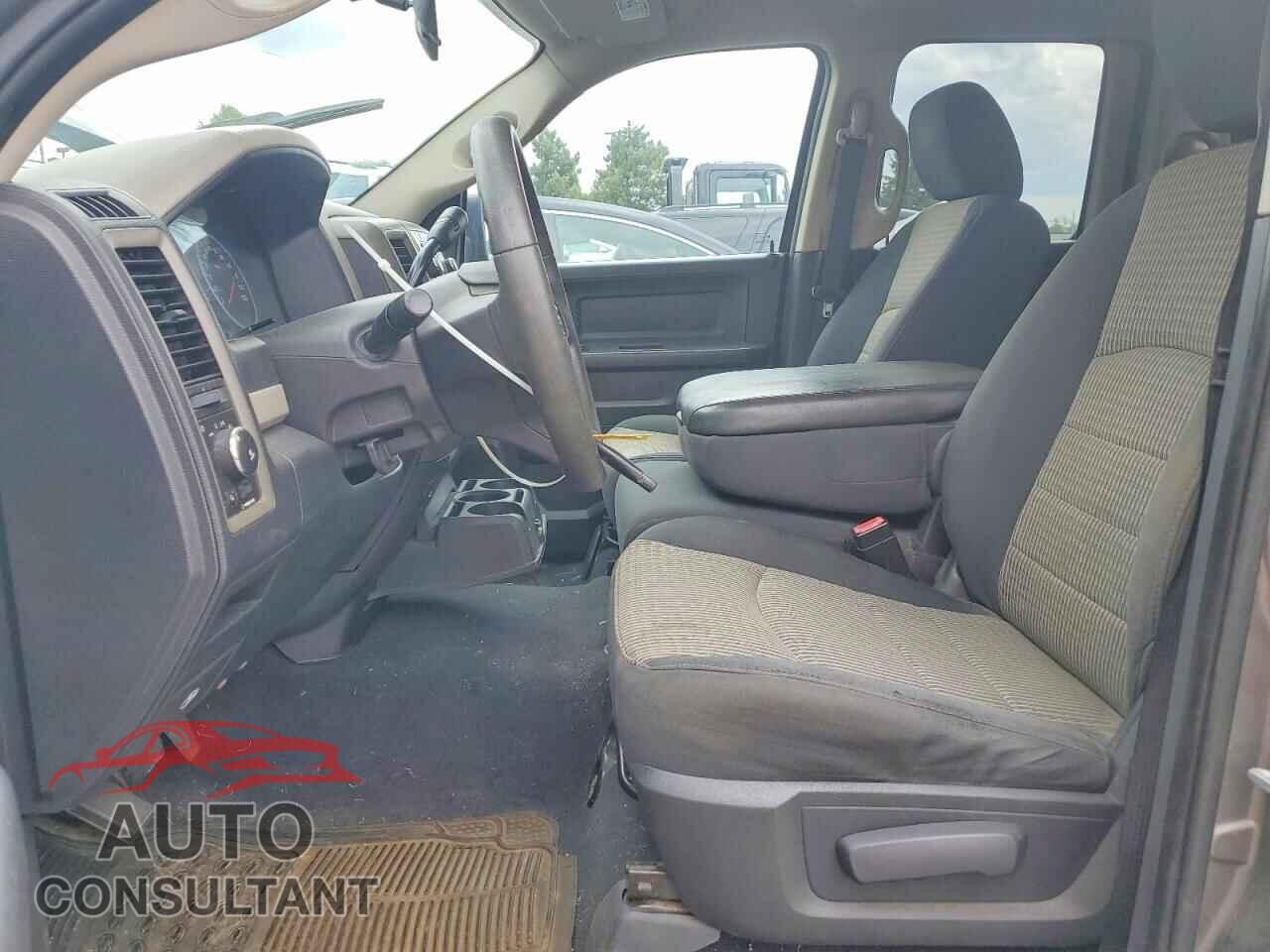 DODGE RAM 1500 2012 - 1C6RD7FT8CS140156