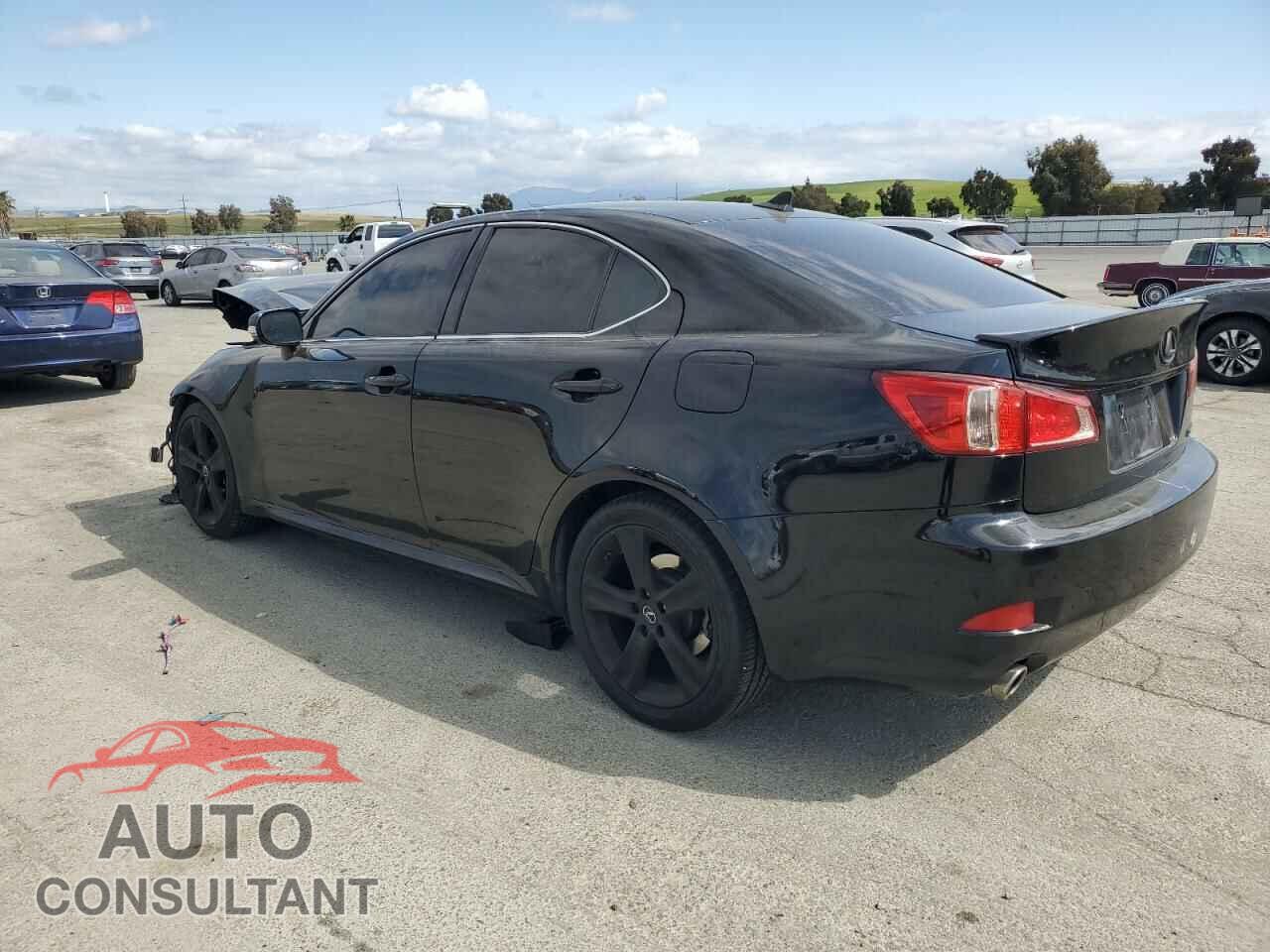 LEXUS IS 2011 - JTHBF5C29B5137282
