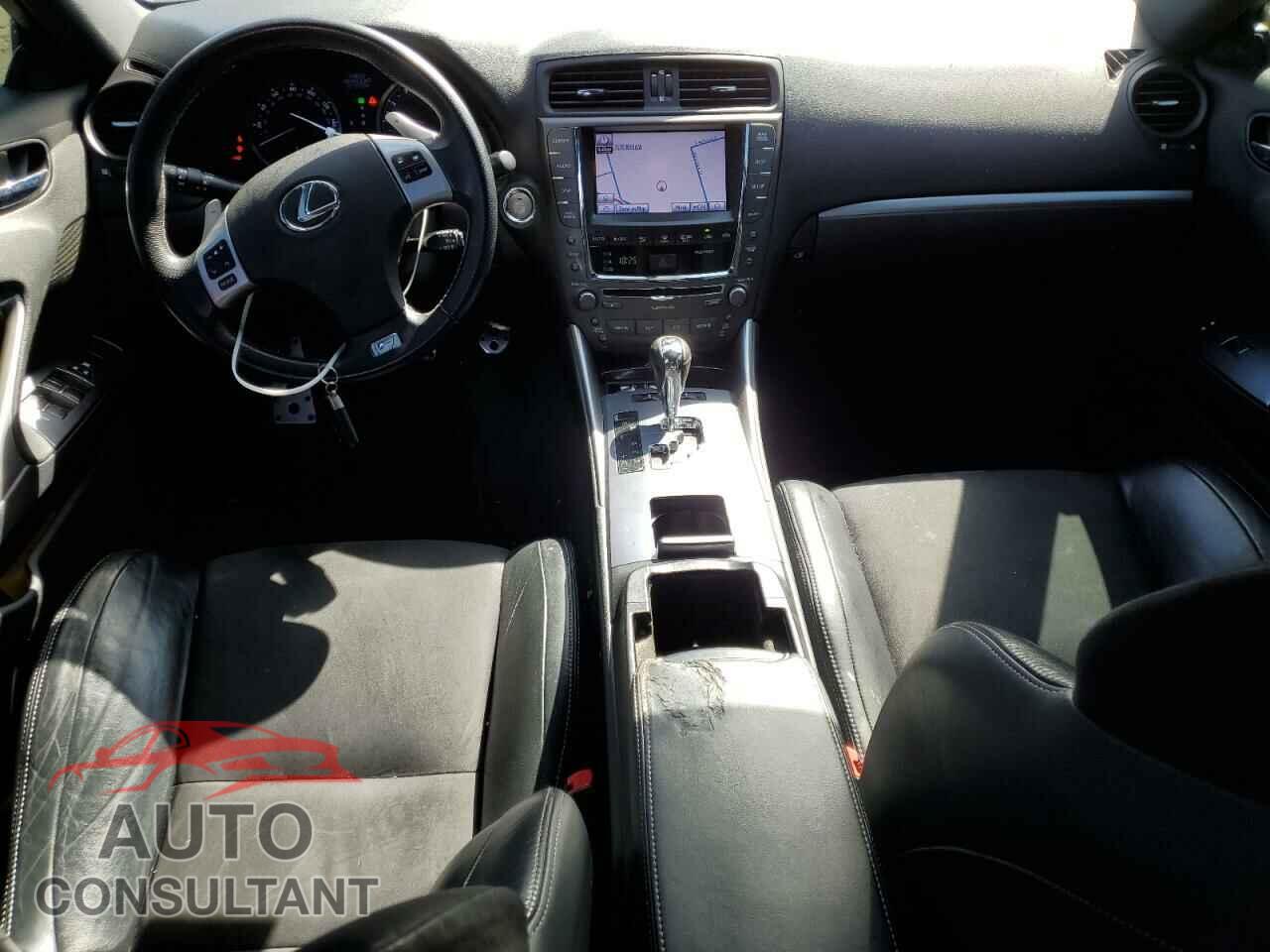 LEXUS IS 2011 - JTHBF5C29B5148833