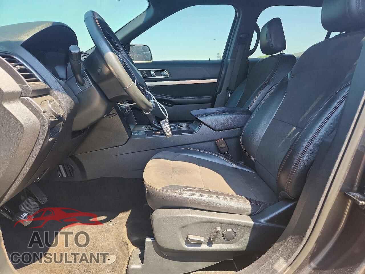 FORD EXPLORER 2018 - 1FM5K8D81JGB25625