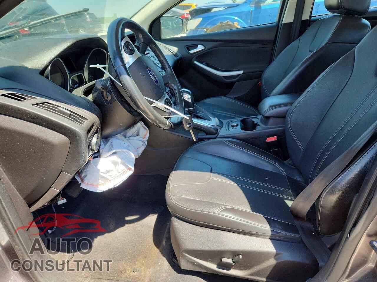 FORD FOCUS 2013 - 1FADP3F20DL209367