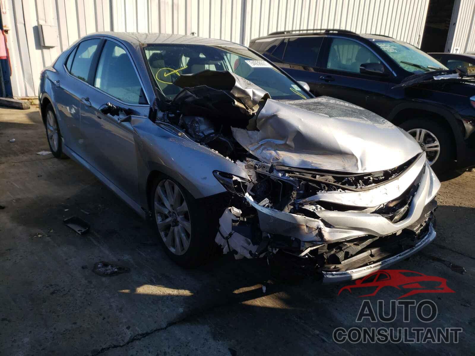 TOYOTA CAMRY 2019 - 4T1B11HK6KU702235