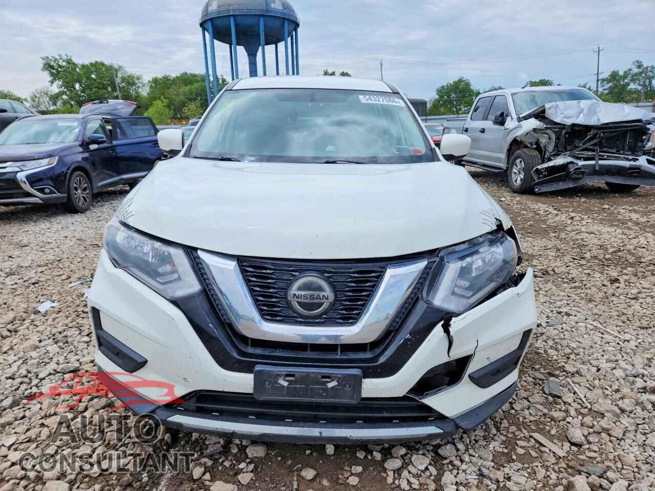 NISSAN ROGUE 2018 - KNMAT2MV0JP523945