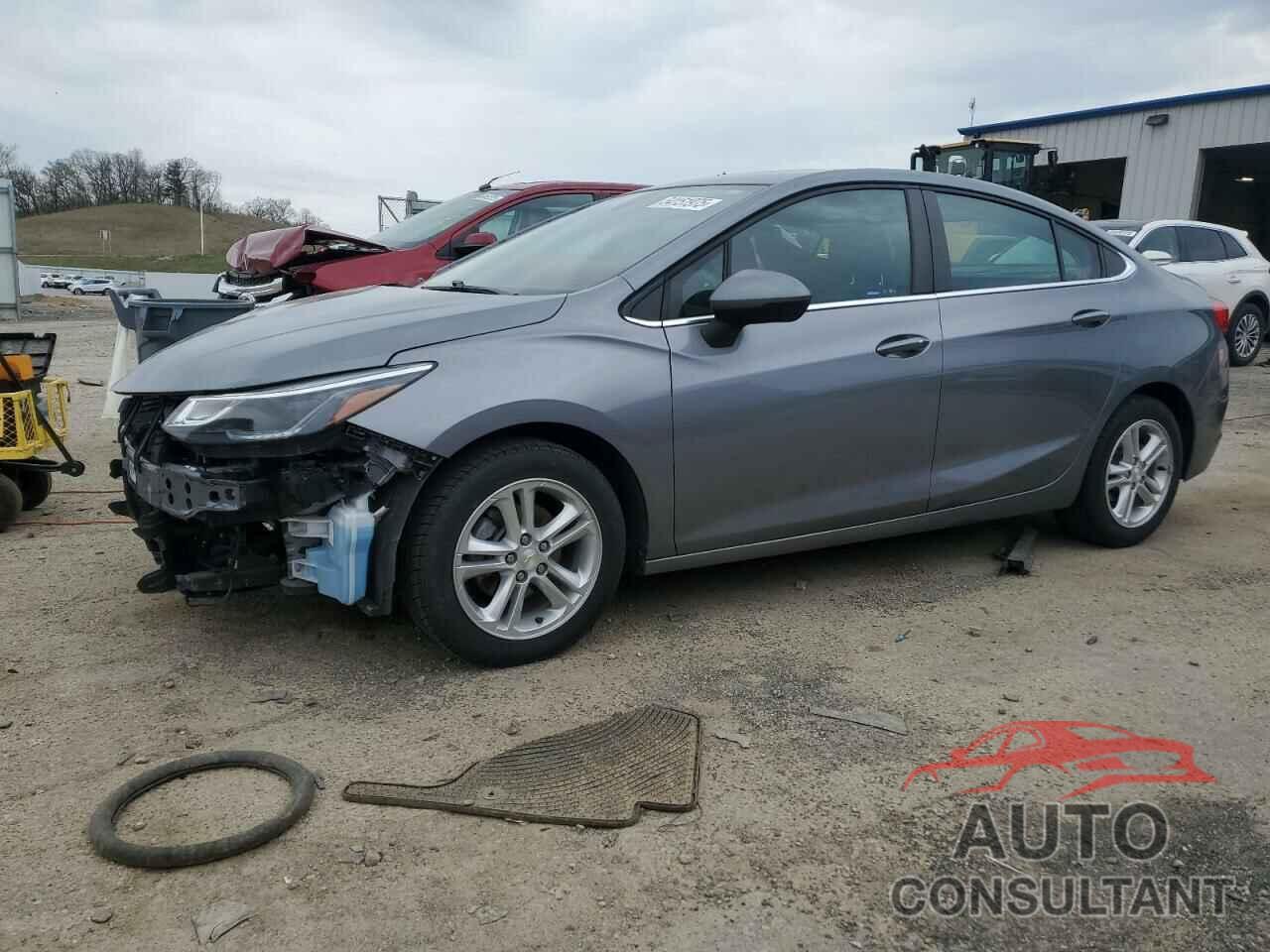 CHEVROLET CRUZE 2018 - 1G1BE5SM1J7180727