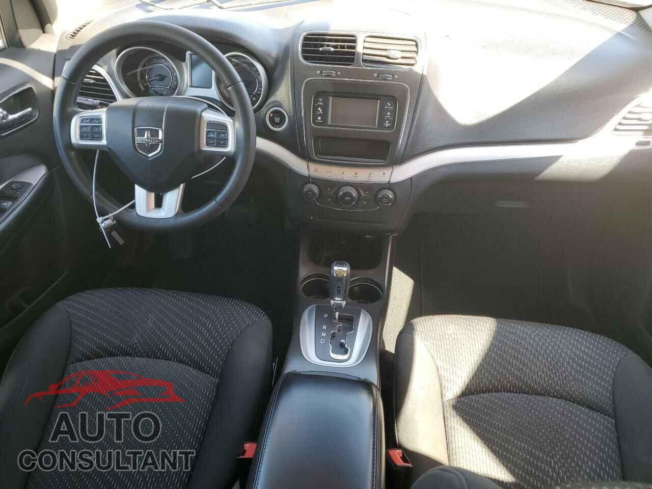 DODGE JOURNEY 2017 - 3C4PDCAB7HT557328