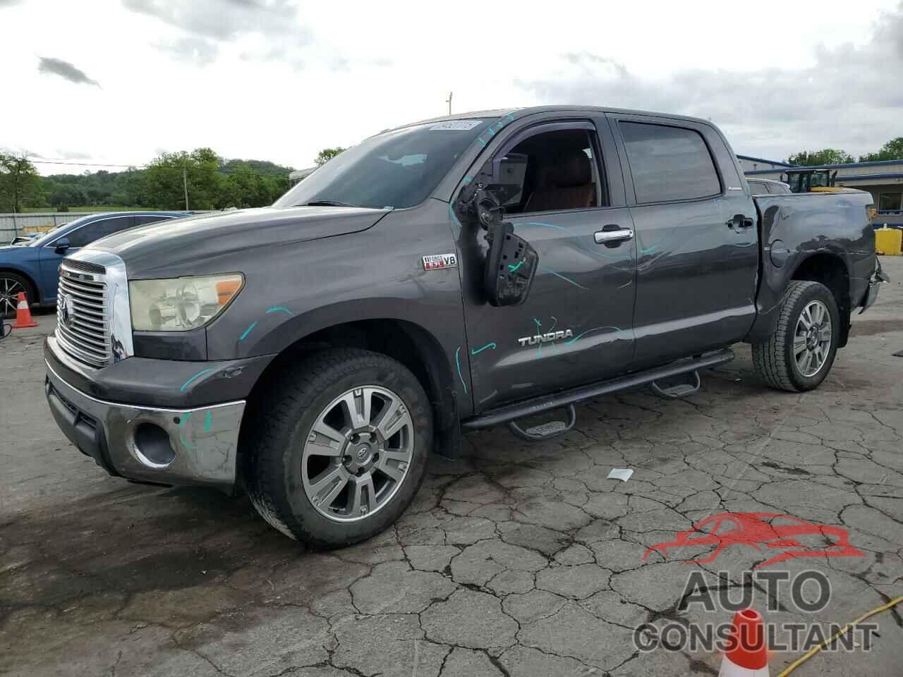 TOYOTA TUNDRA 2013 - 5TFHW5F14DX274751
