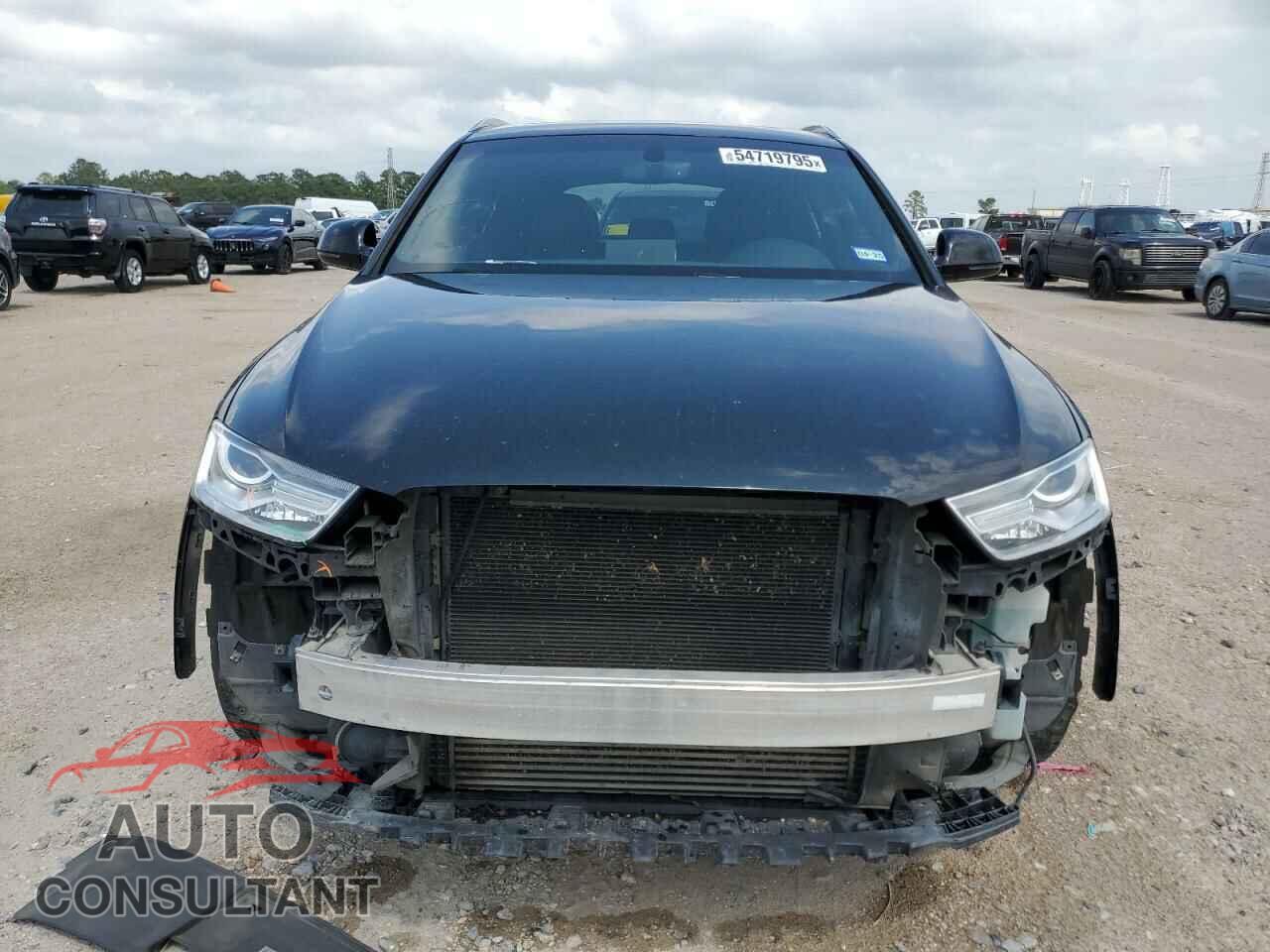 AUDI Q3 2018 - WA1BCCFS7JR000434