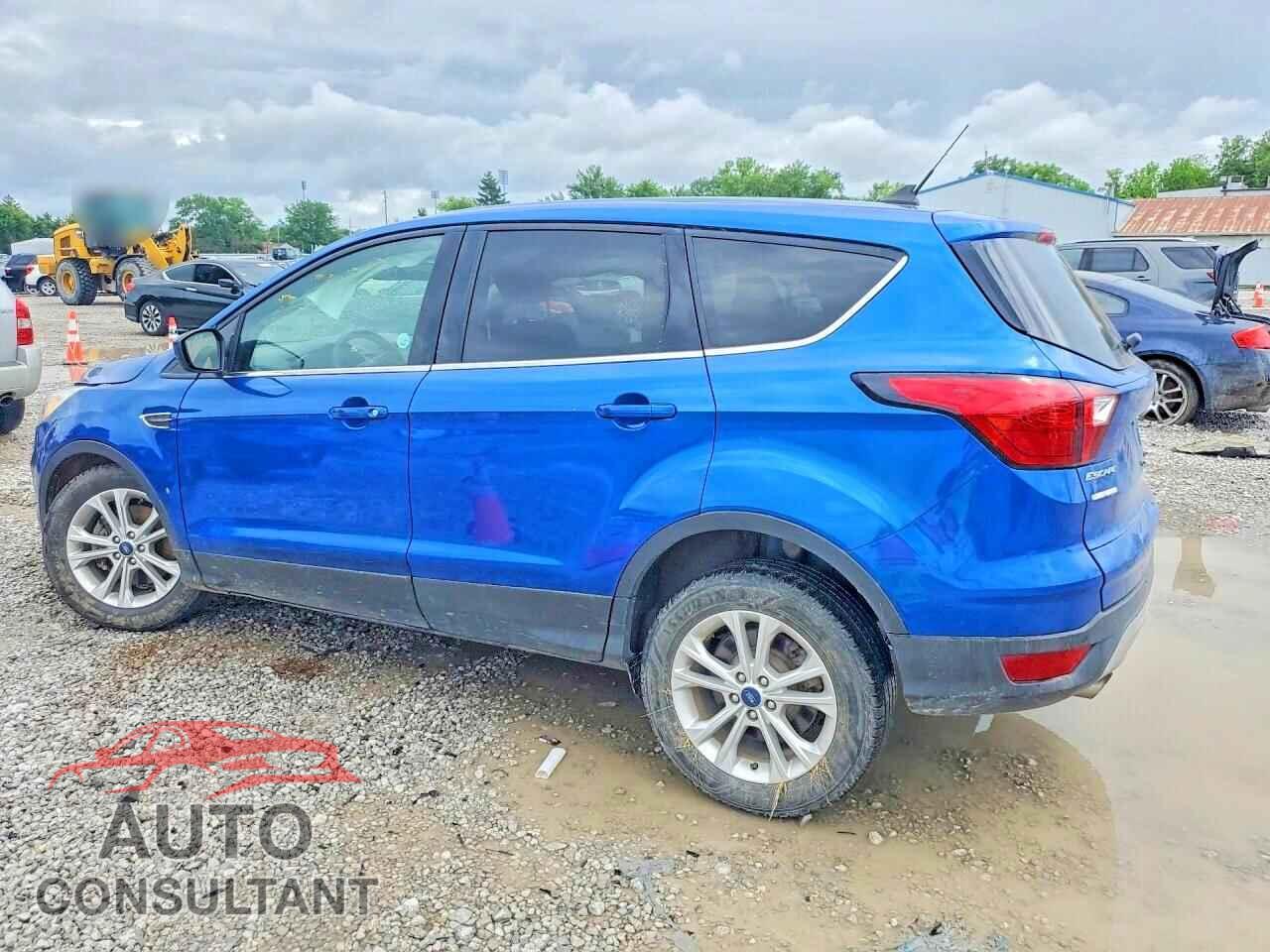 FORD ESCAPE 2019 - 1FMCU9GD8KUB14656