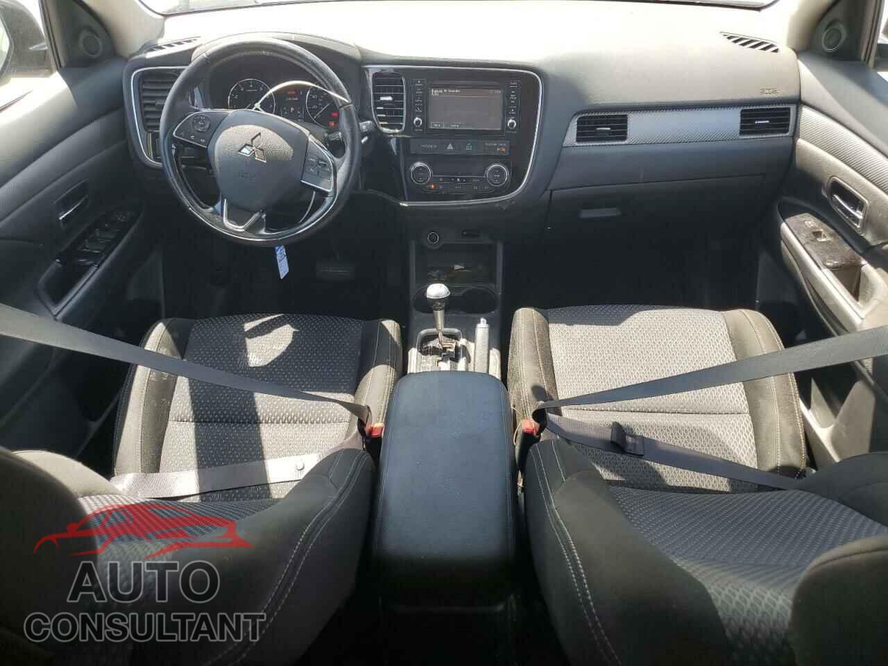MITSUBISHI OUTLANDER 2016 - JA4AD3A30GZ056622