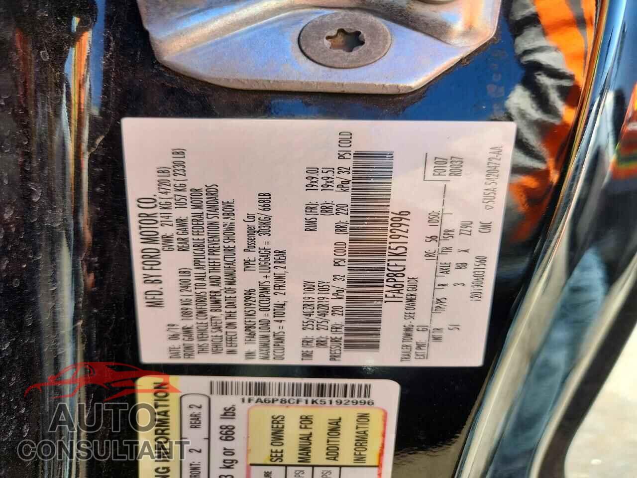 FORD MUSTANG 2019 - 1FA6P8CF1K5192996