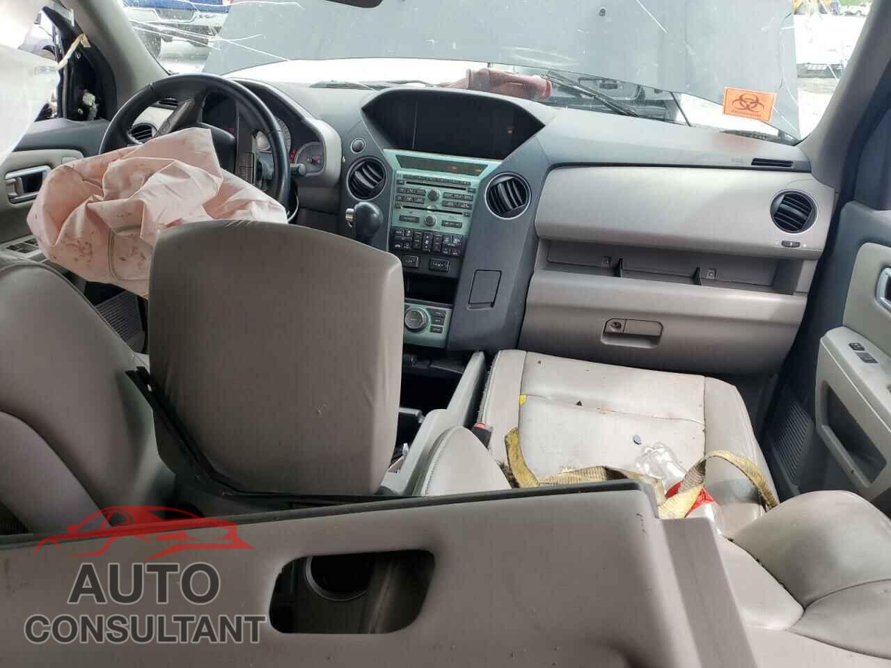 HONDA PILOT 2011 - 5FNYF4H94BB028951
