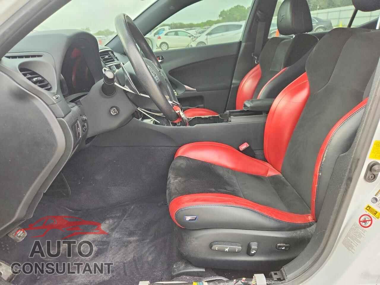 LEXUS IS 2014 - JTHBP5C27E5011360