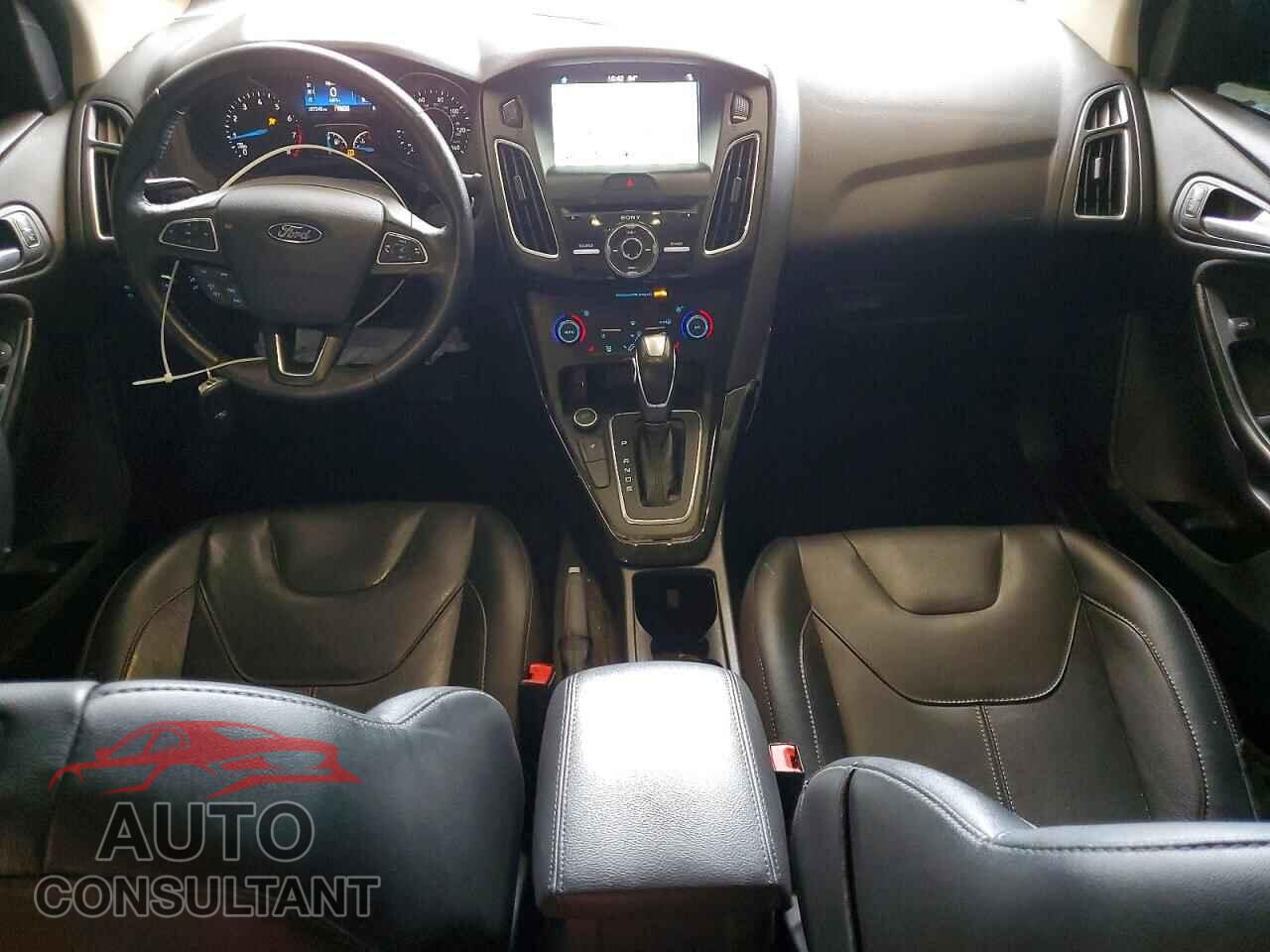 FORD FOCUS 2017 - 1FADP3J23HL314143