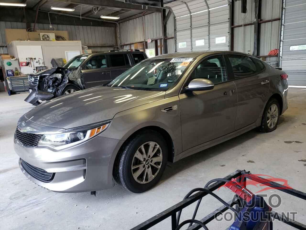 KIA OPTIMA 2018 - 5XXGT4L38JG184560