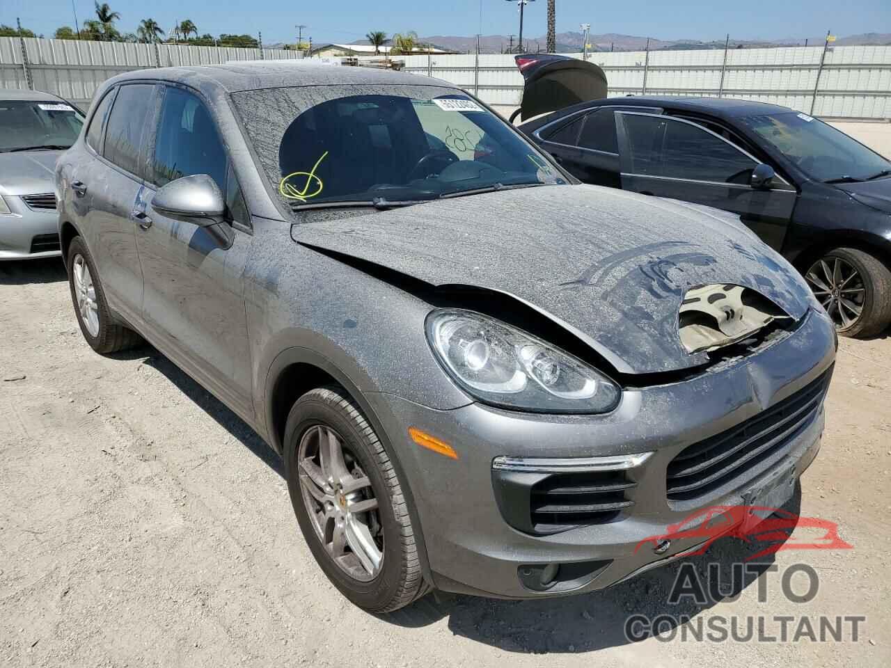 PORSCHE CAYENNE 2016 - WP1AA2A22GKA15593