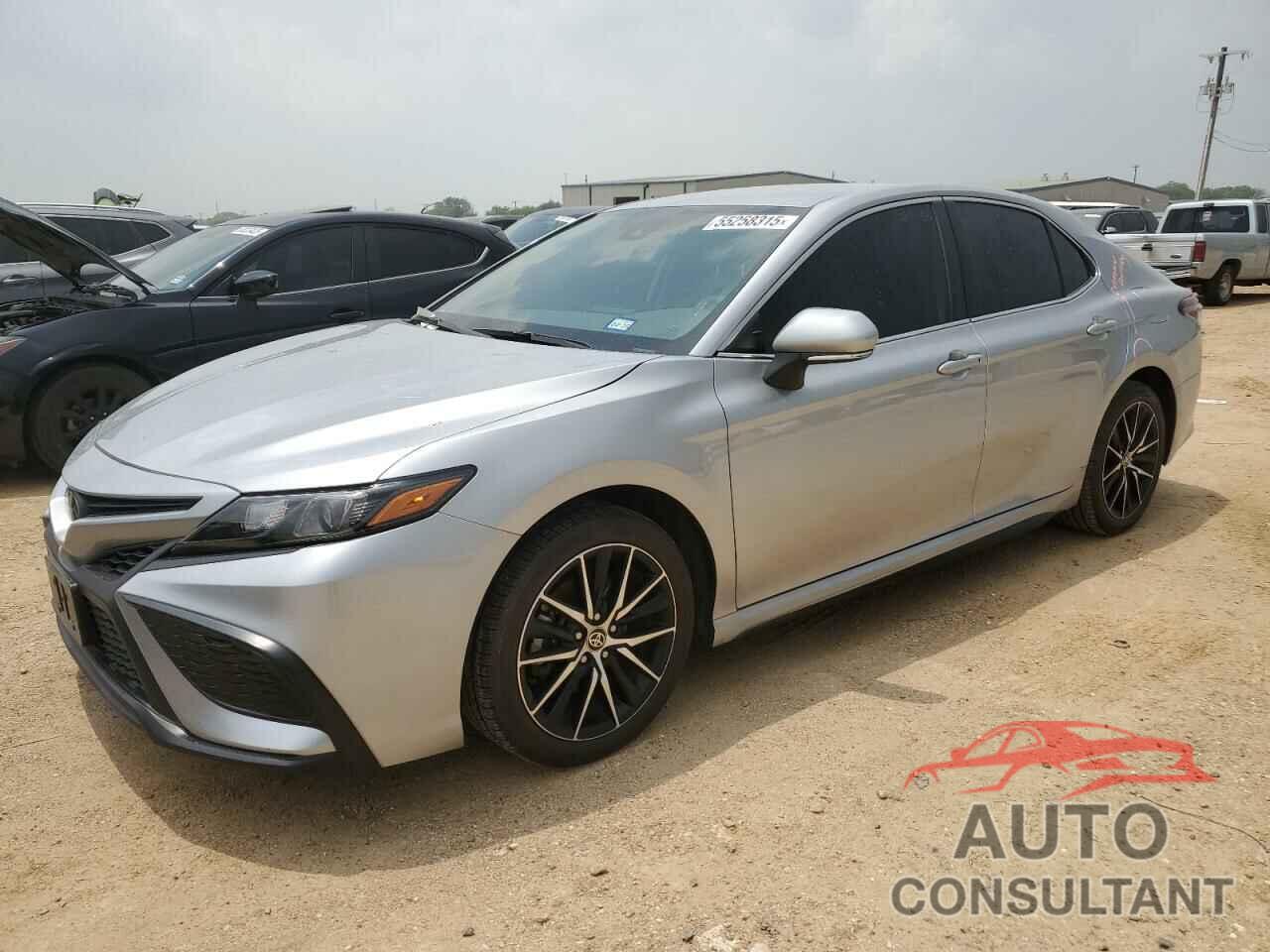 TOYOTA CAMRY 2024 - 4T1G11AK6RU893407