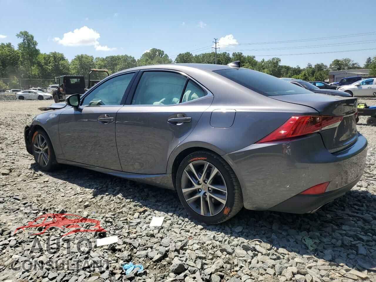 LEXUS IS 2018 - JTHBA1D27J5071206