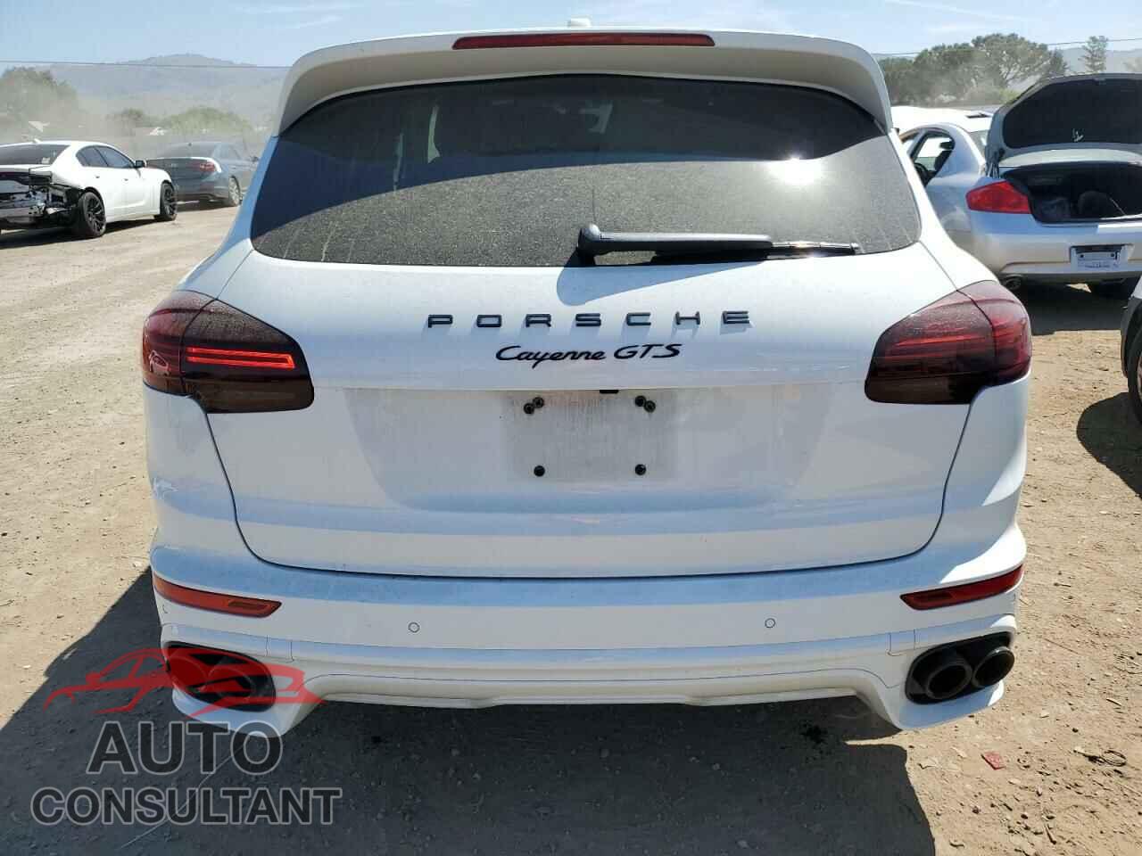 PORSCHE CAYENNE 2016 - WP1AD2A20GLA76054