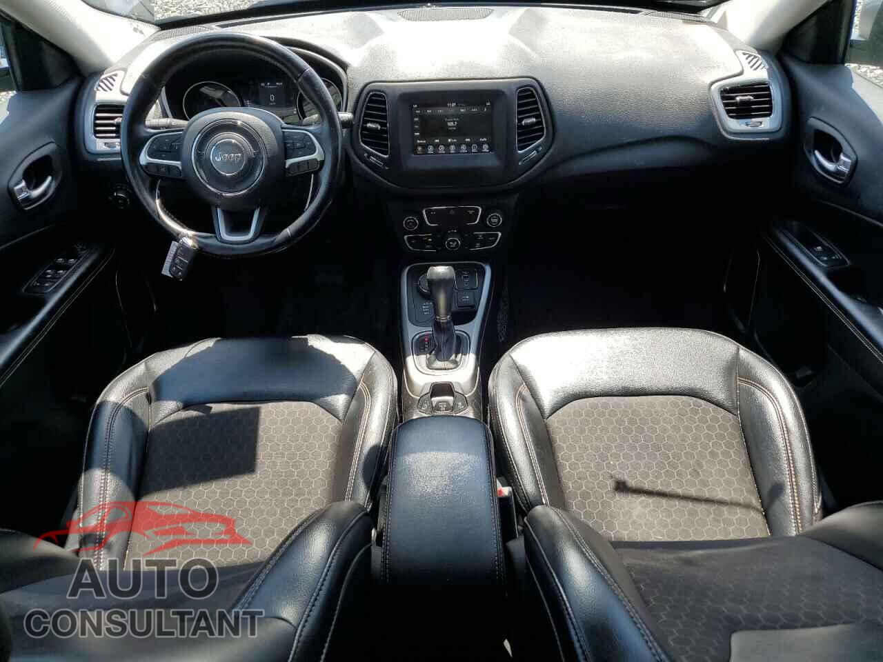 JEEP COMPASS 2020 - 3C4NJDBB3LT100870