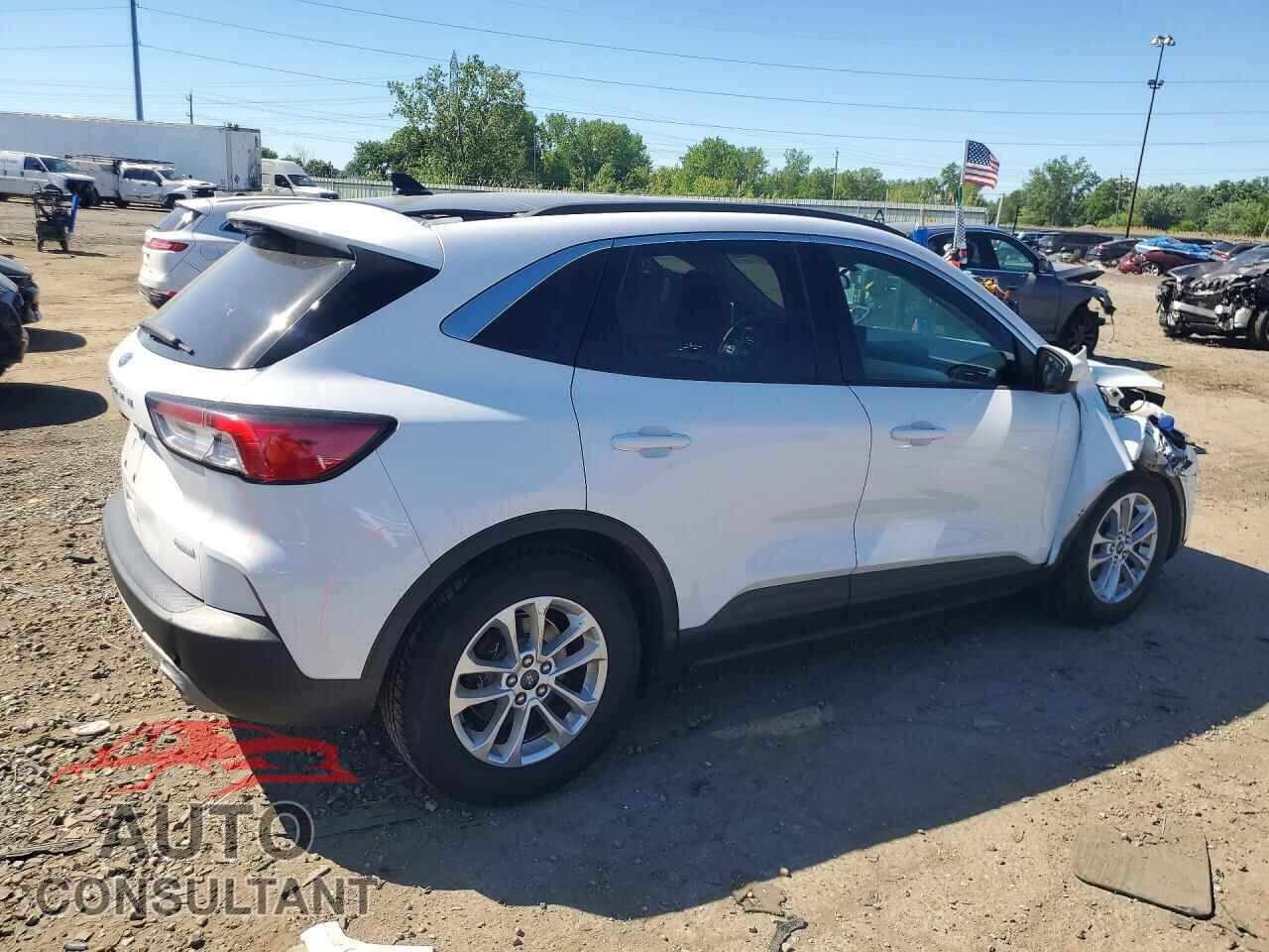 FORD ESCAPE 2020 - 1FMCU0G63LUA38536