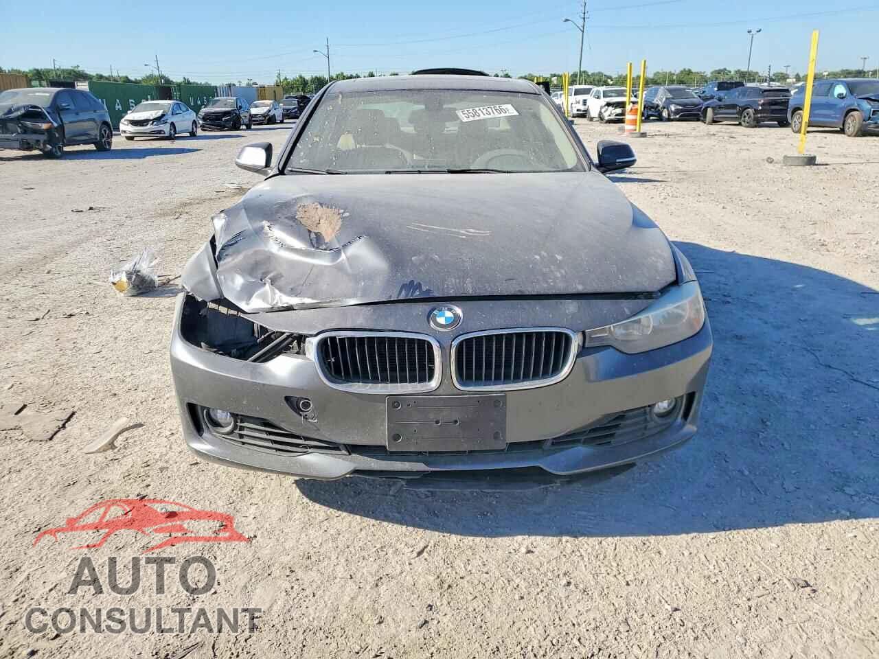 BMW 3 SERIES 2013 - WBA3A5C59DF355926