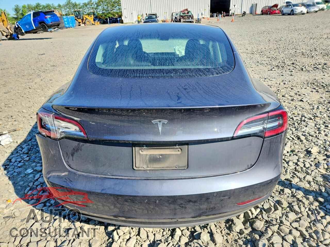 TESLA MODEL 3 2019 - 5YJ3E1EA0KF411215