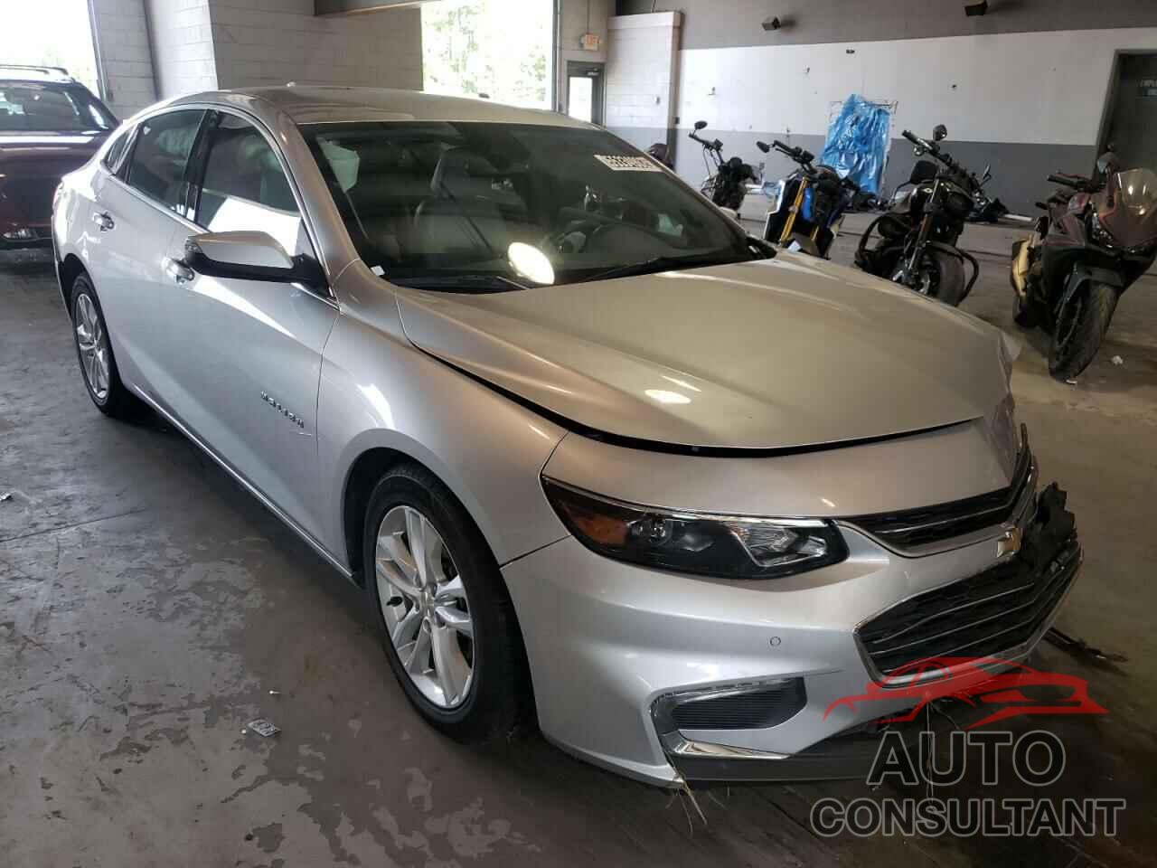 CHEVROLET MALIBU 2017 - 1G1ZE5ST1HF243279