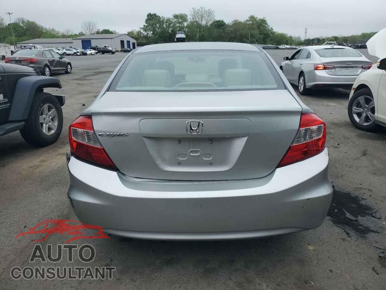 HONDA CIVIC 2012 - 2HGFB2F59CH575816