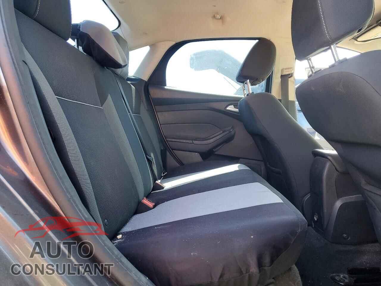 FORD FOCUS 2013 - 1FADP3F22DL353034