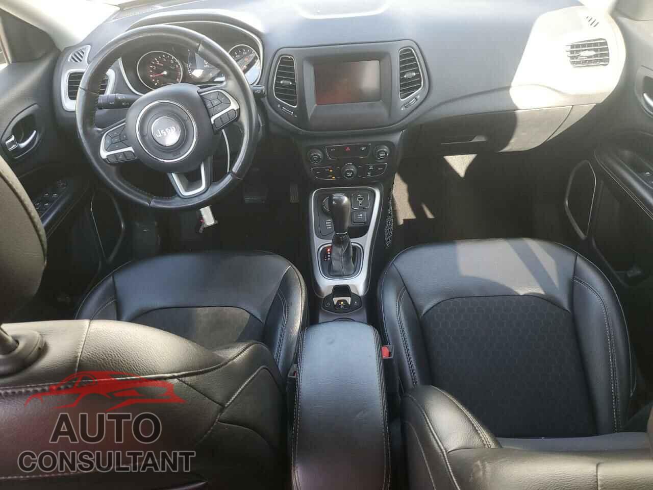 JEEP COMPASS 2019 - 3C4NJDBB4KT678975