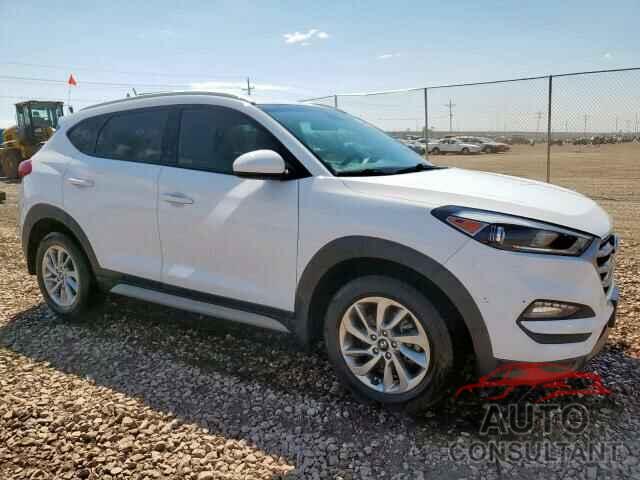 HYUNDAI TUCSON 2017 - KM8J3CA44HU589679