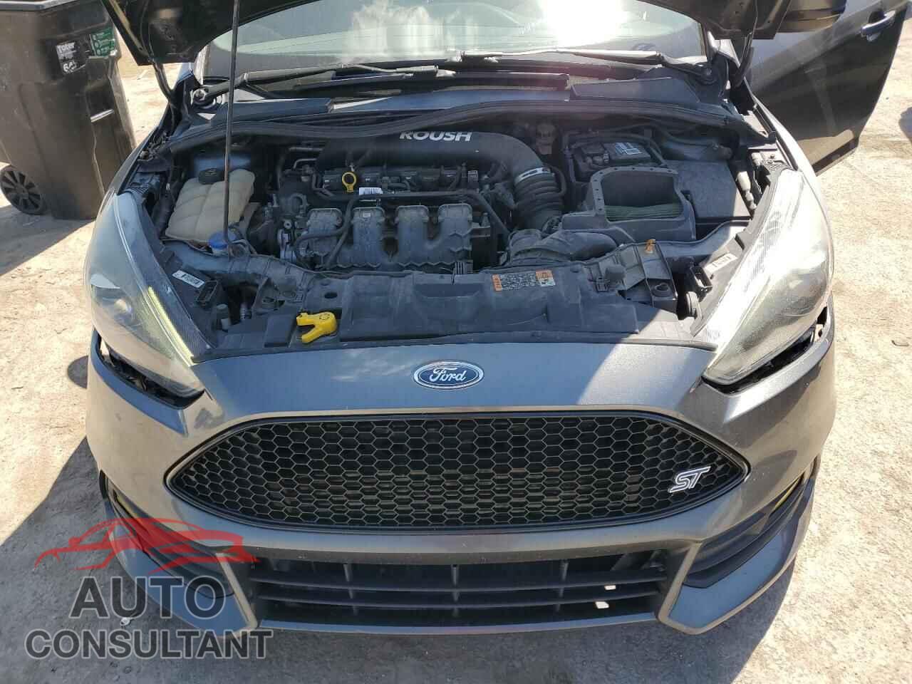 FORD FOCUS 2016 - 1FADP3L97GL382938