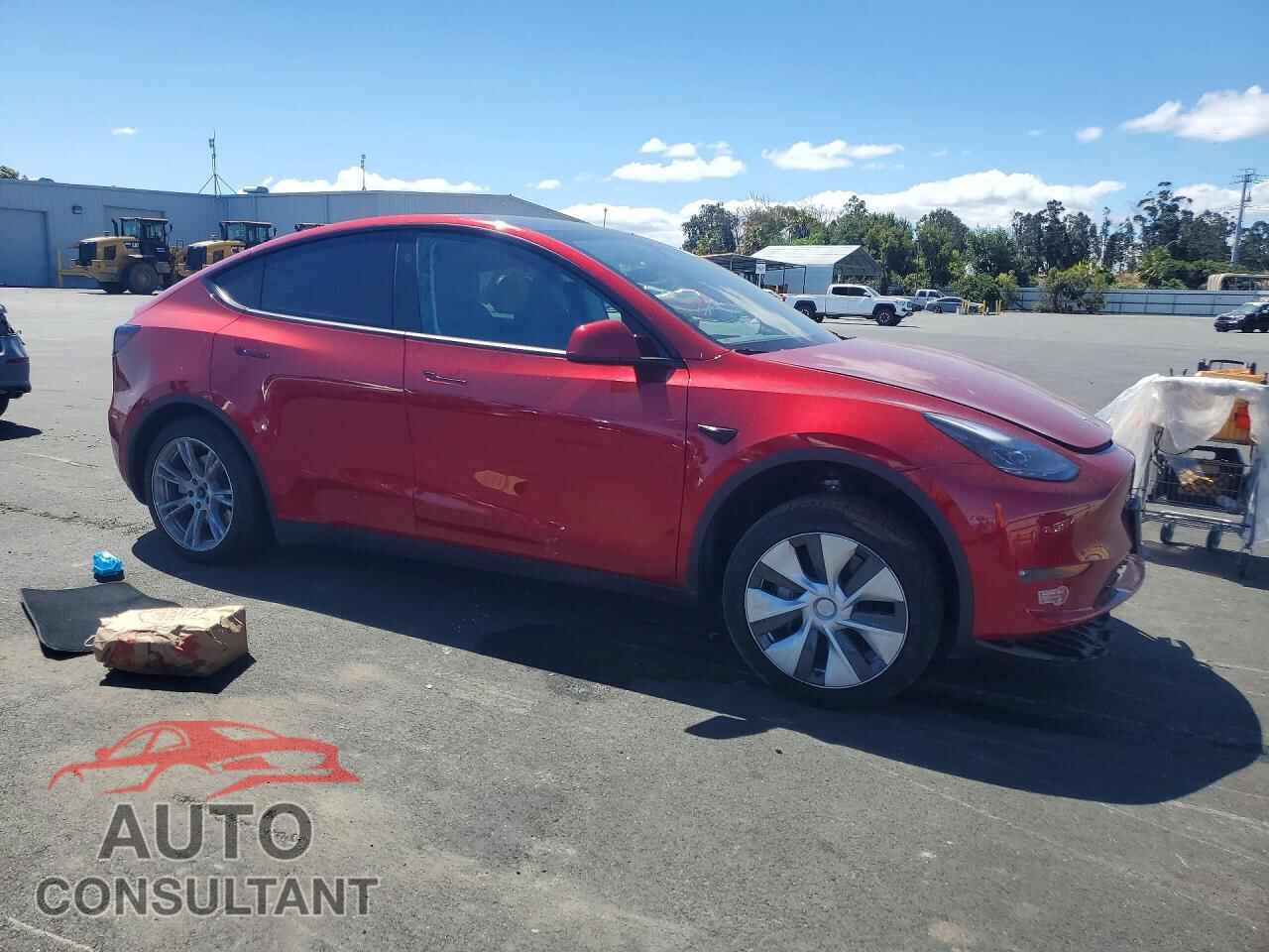 TESLA MODEL Y 2024 - 7SAYGAEE9RF036313