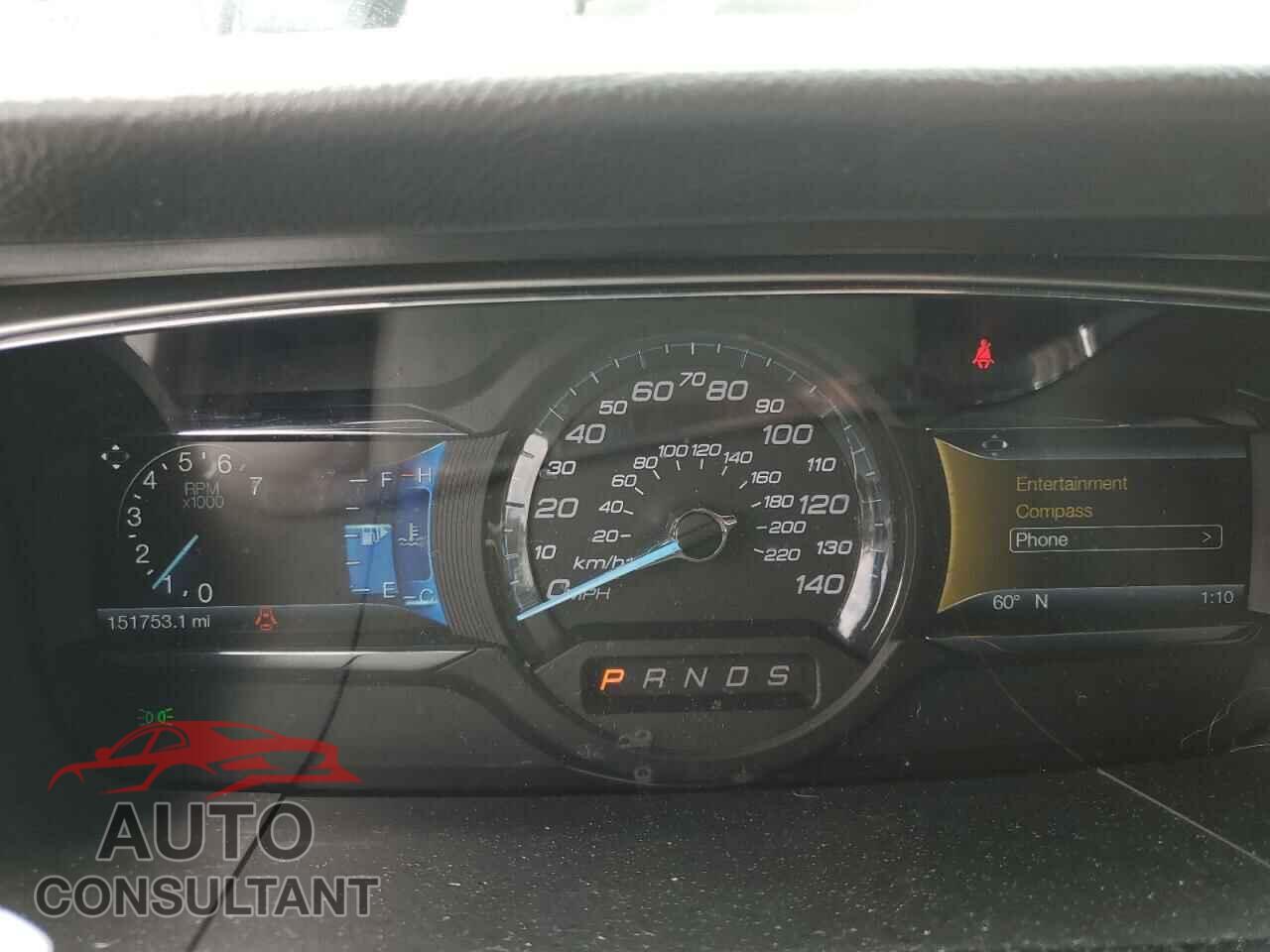 FORD TAURUS 2017 - 1FAHP2E85HG106297