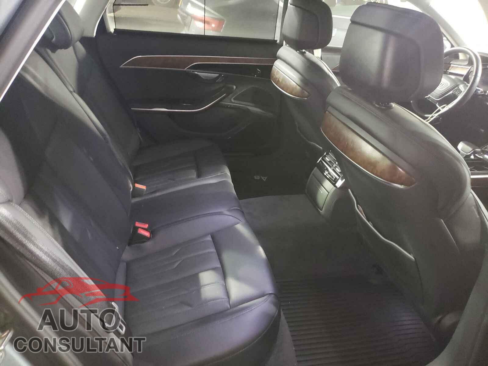 AUDI A8 2019 - WAU8EAF84KN024036