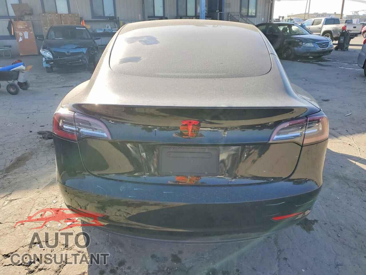 TESLA MODEL 3 2021 - 5YJ3E1EA6MF095905