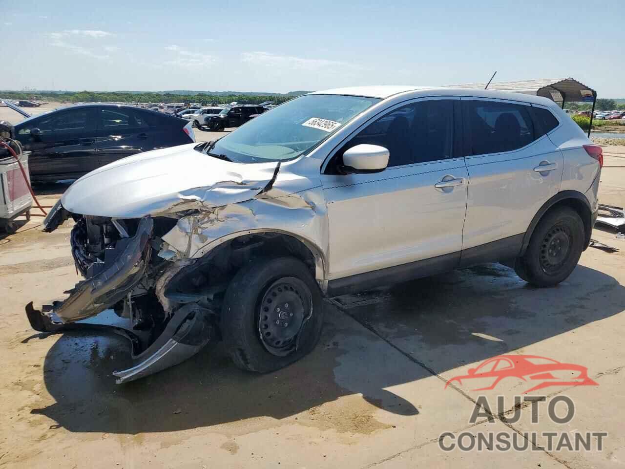NISSAN ROGUE 2018 - JN1BJ1CP6JW103395
