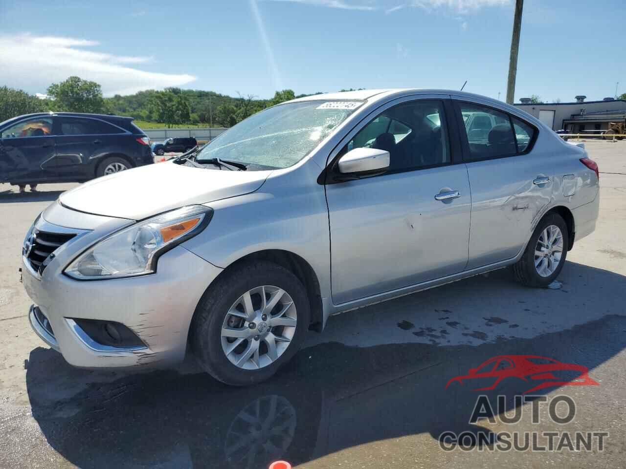 NISSAN VERSA 2018 - 3N1CN7AP4JL810273