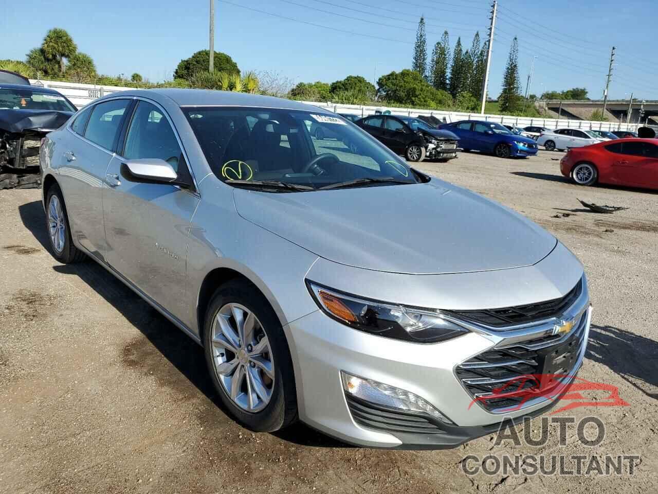 CHEVROLET MALIBU 2020 - 1G1ZD5STXLF093121