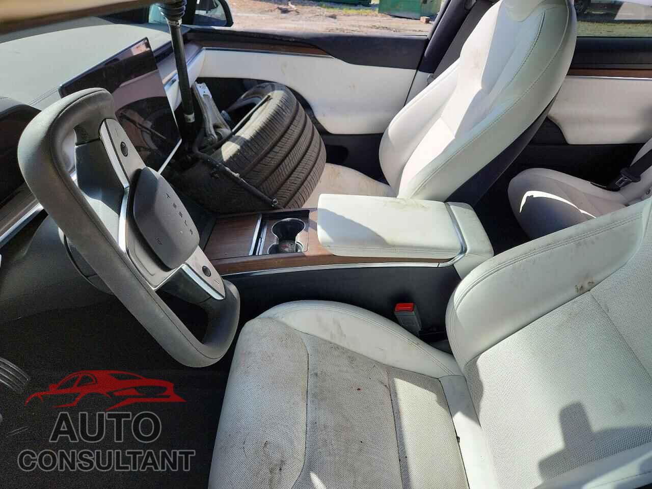 TESLA MODEL X 2022 - 7SAXCBE59NF356223