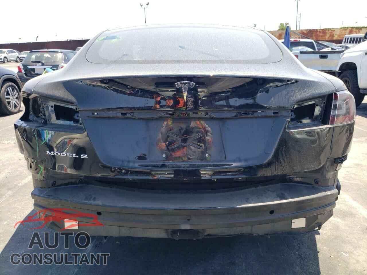 TESLA MODEL S 2015 - 5YJSA1S2XFF097664