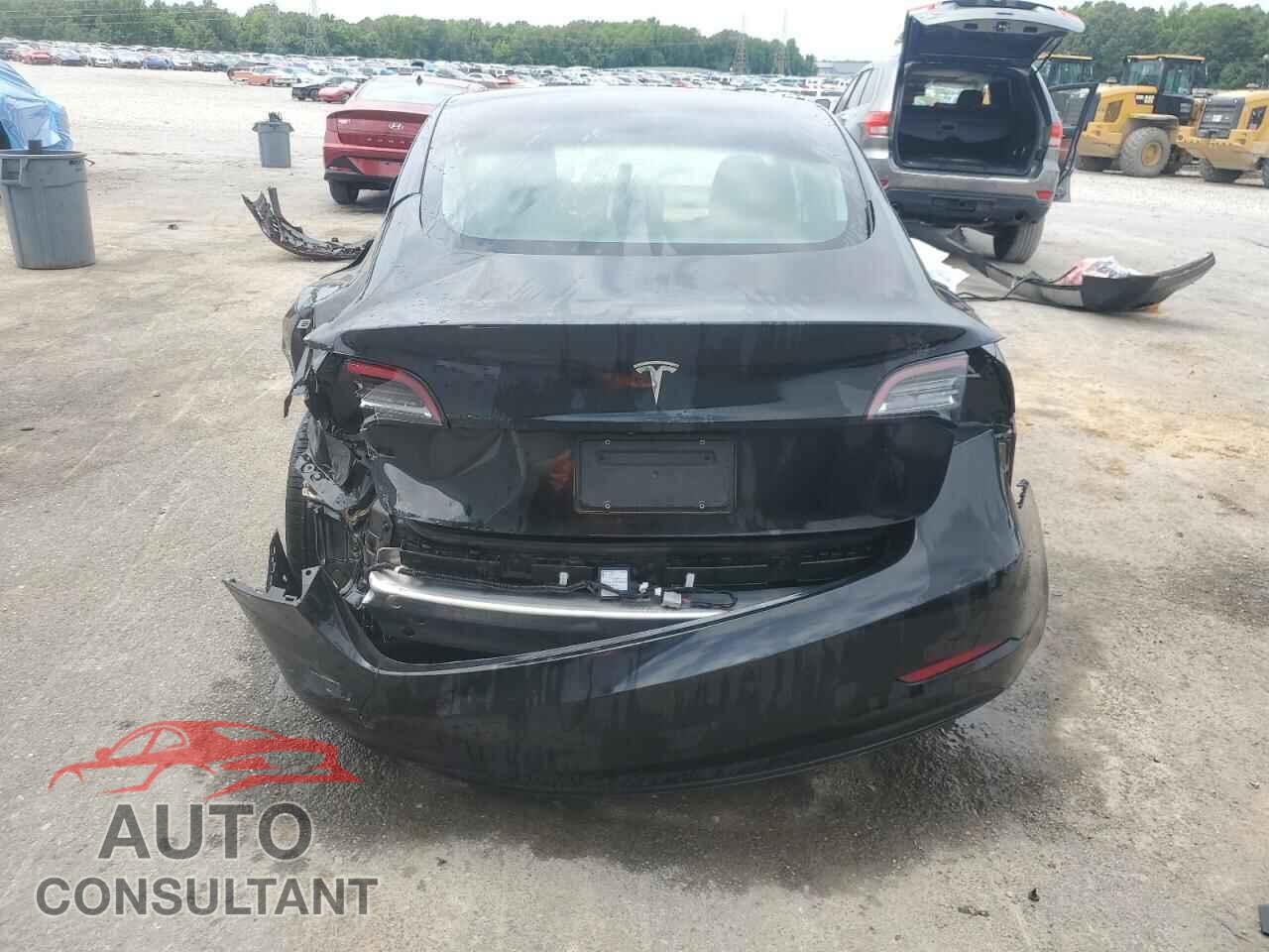 TESLA MODEL 3 2021 - 5YJ3E1EA0MF977281