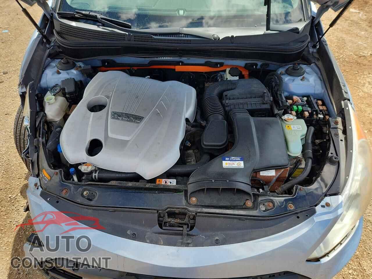 HYUNDAI SONATA 2013 - KMHEC4A44DA068710