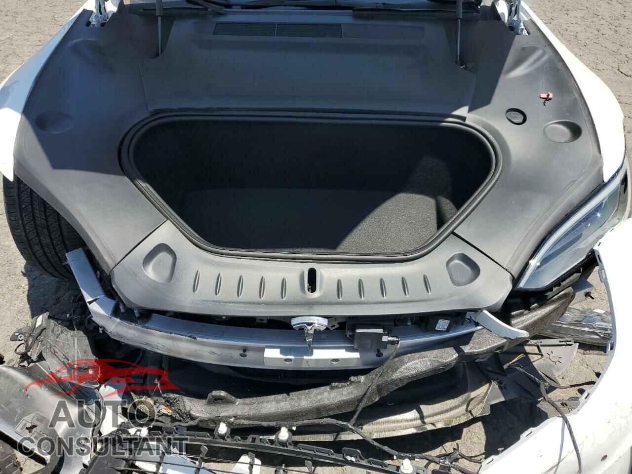TESLA MODEL S 2023 - 5YJSA1E58PF500032